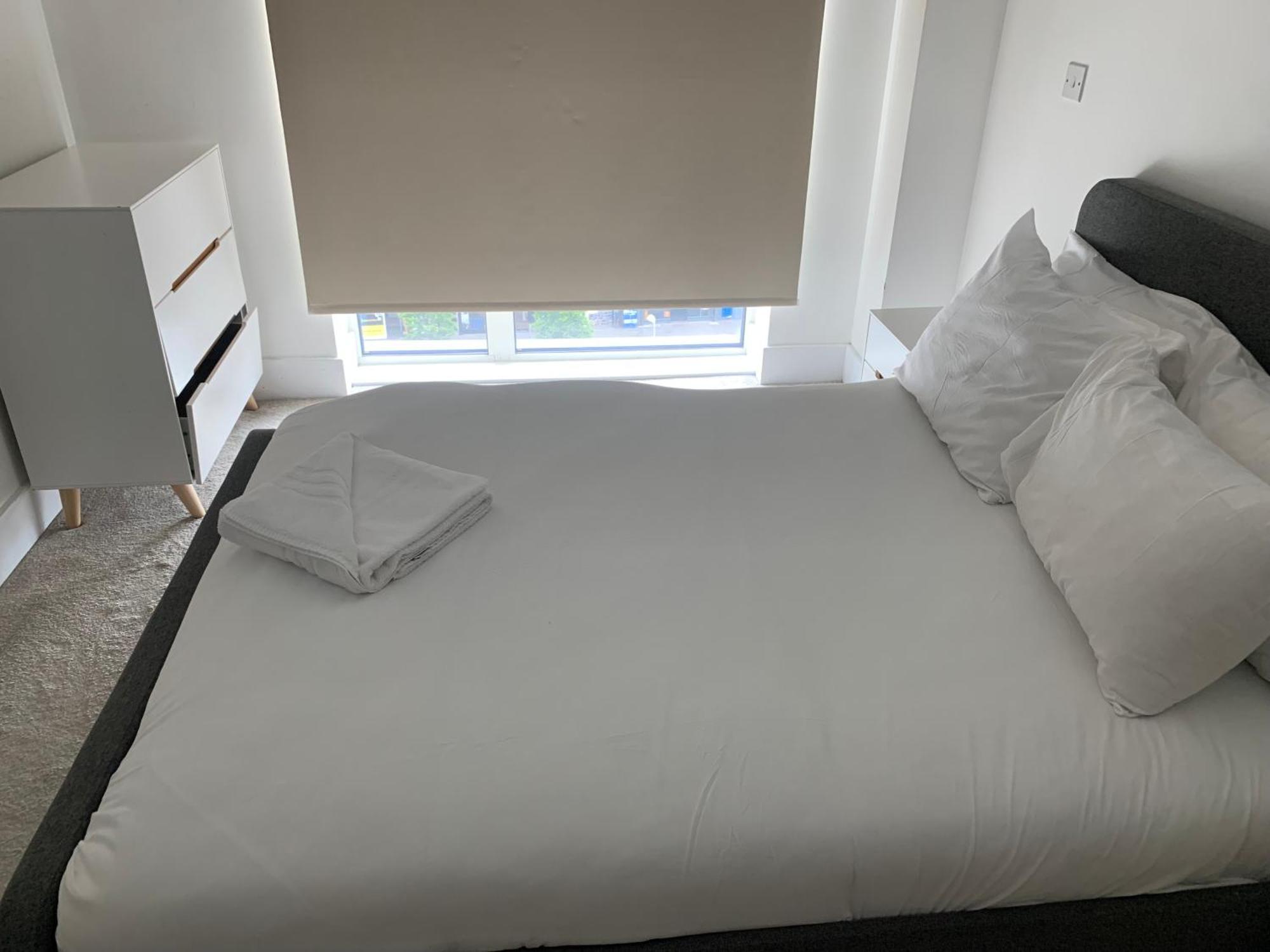 2 Bedroom 2 Bath 1 Ensuite In Roya Asenal Beautiful Views & Parking Londres Exterior foto